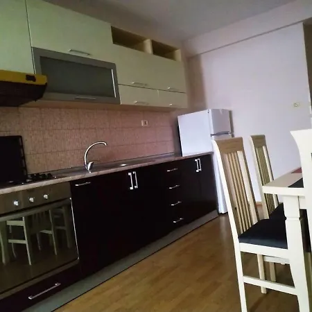 Lovely At The Heart Of The City&near The Pogradec