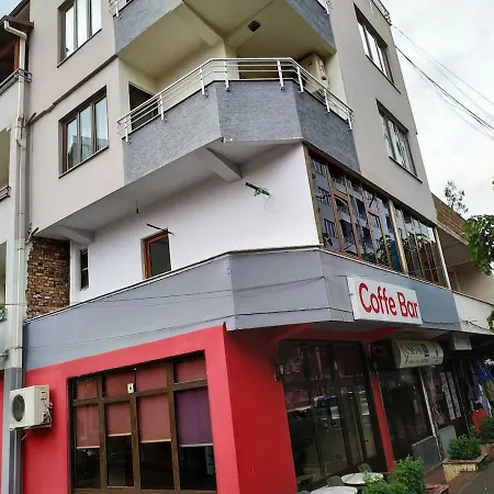 Lovely At The Heart Of The City&near The Pogradec