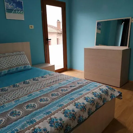 Lovely At The Heart Of The City&near The Pogradec
